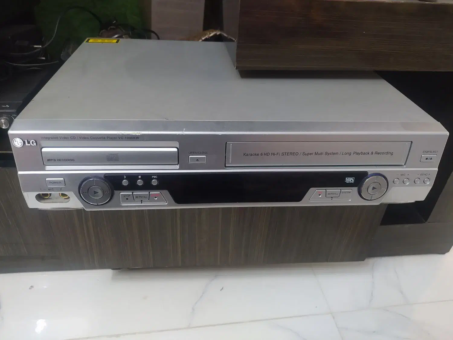 ویدیو الجی|پخشکننده DVD و ویدیو|بروجرد, |دیوار