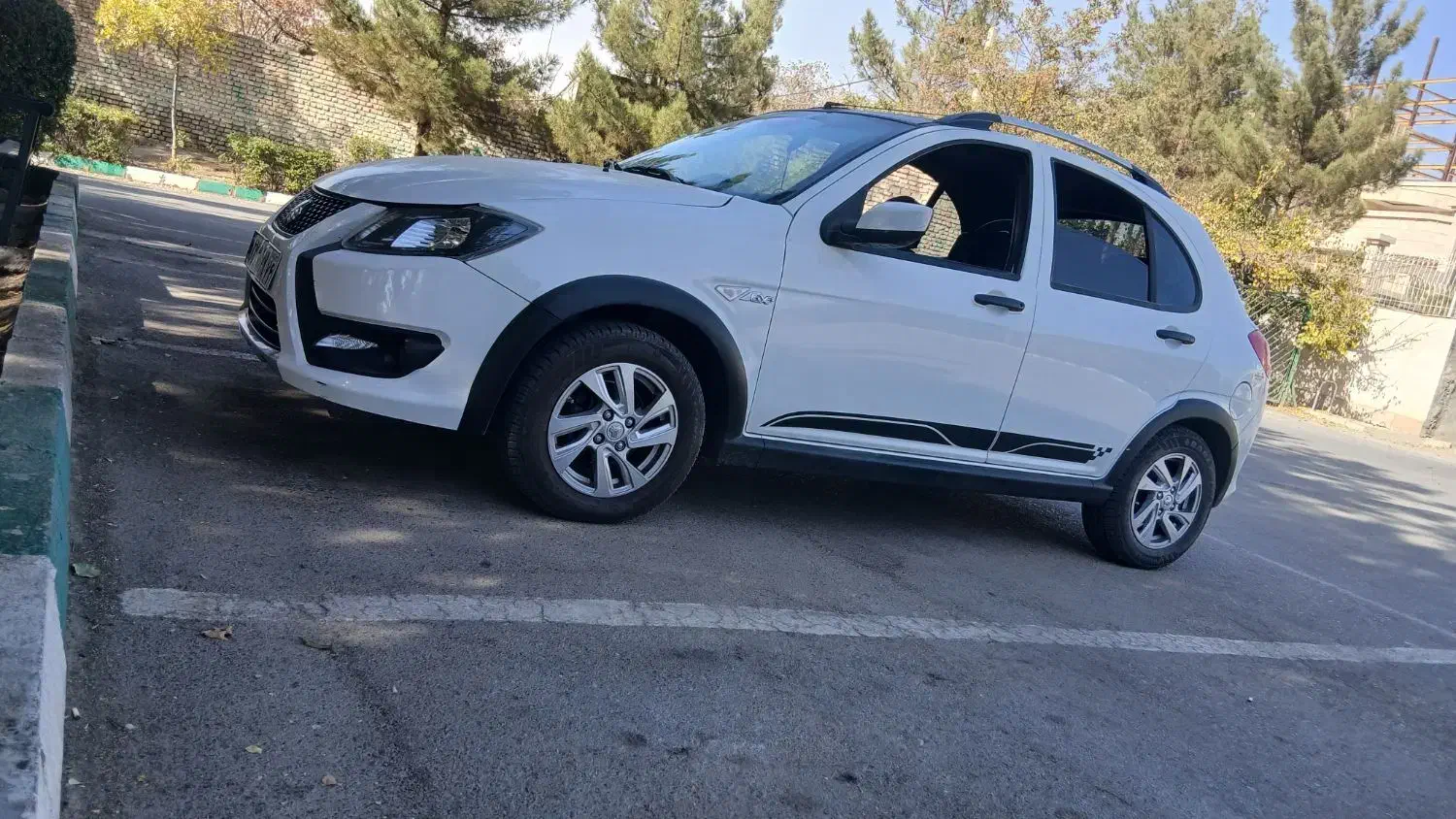 کوییک gxr سفید مشکی|خودرو سواری و وانت|طرقبه, |دیوار