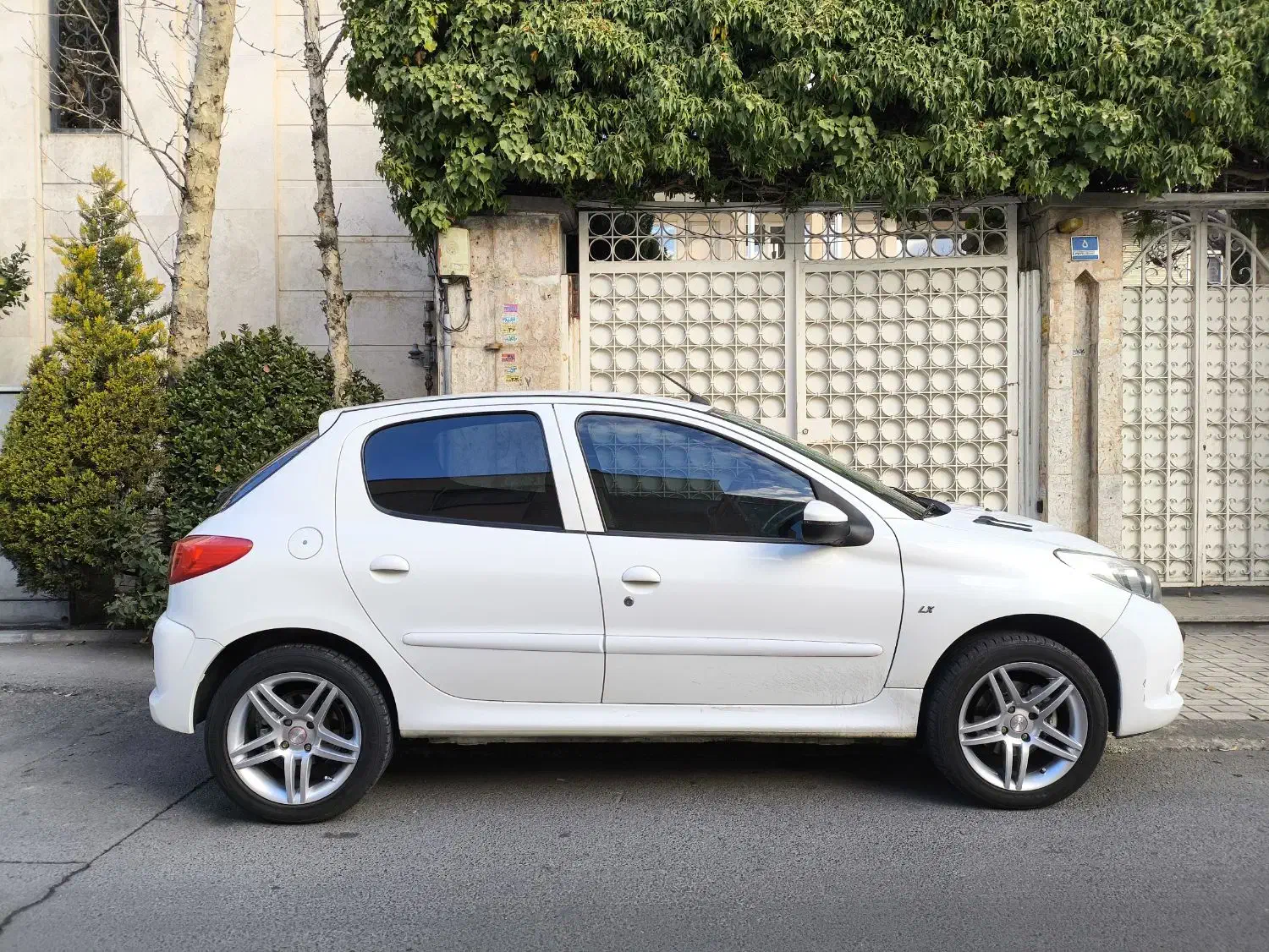 207 مدل 99|خودرو سواری و وانت|تهران, زعفرانیه|دیوار