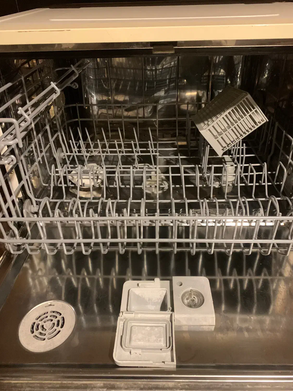 ماشین ظرف شویی هشت نفره magic کره اصل|ماشین ظرفشویی|تبریز, |دیوار