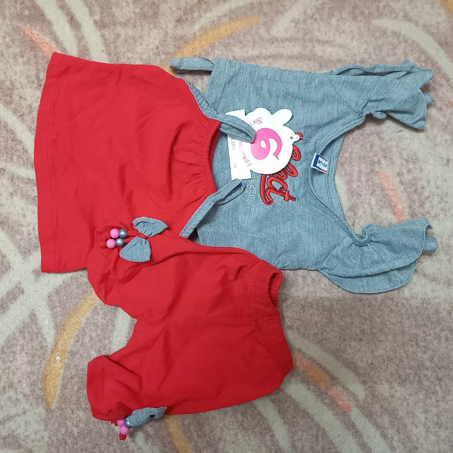 سه تیکه نوزادی|کفش و لباس بچه|جهرم, |دیوار