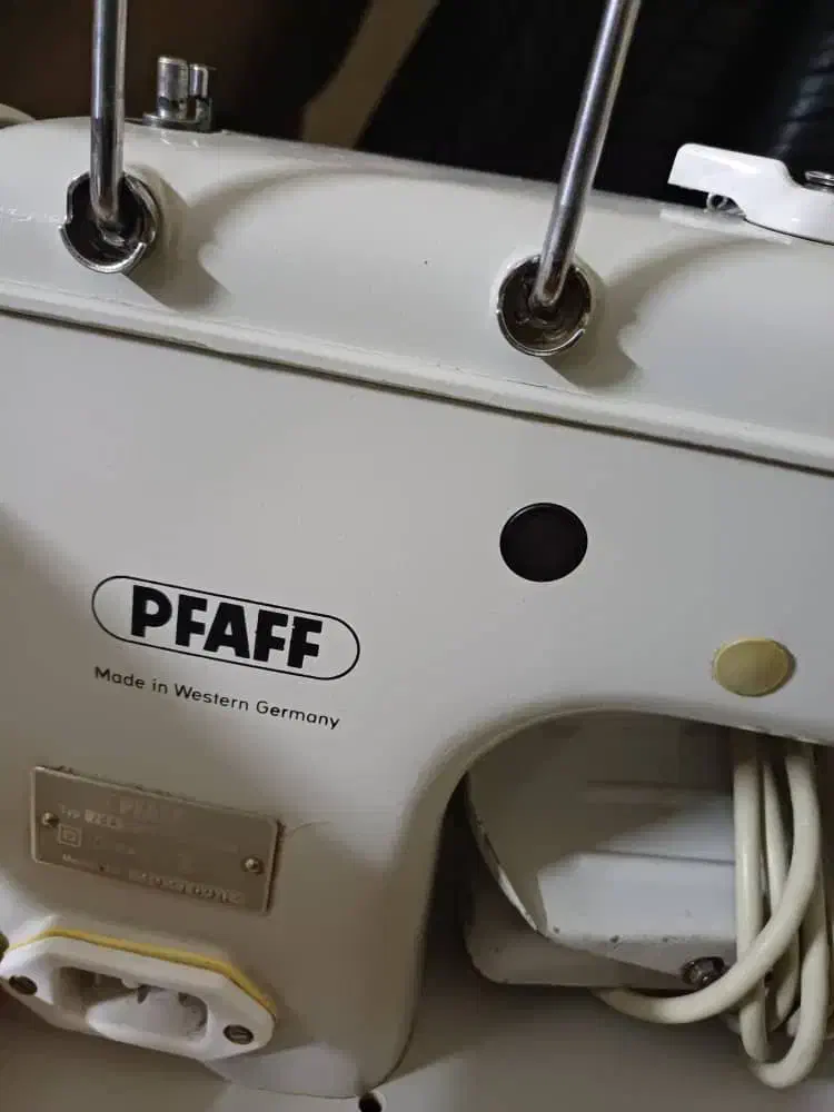 چرخ خیاطی قدیمی پفاف|چرخ خیاطی و ریسندگی|اصفهان, پارک مشتاق|دیوار