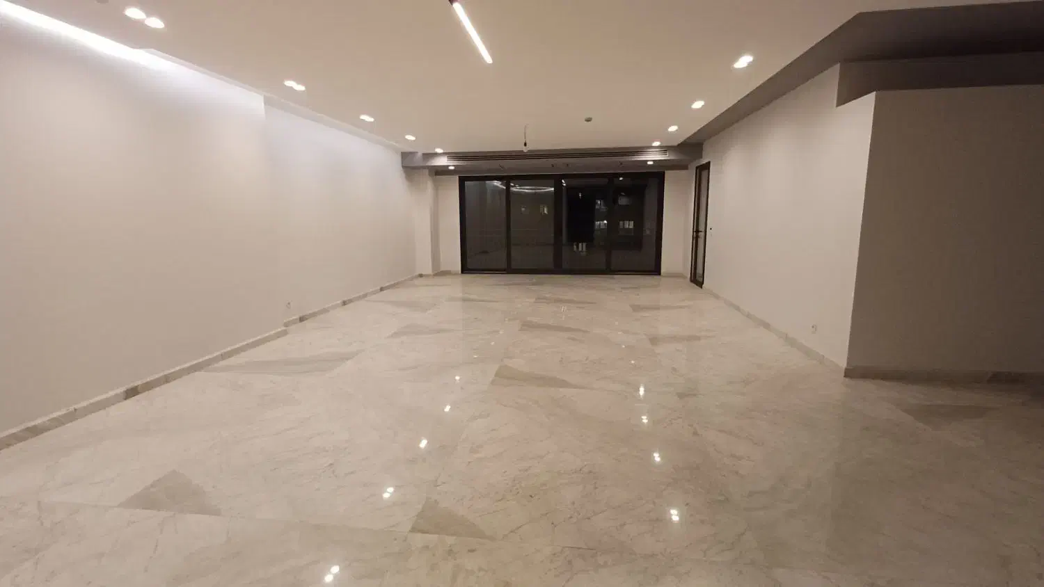 آپارتمان ۲۰۰متر/تکواحدی/۲p/دیباجی/مدرن|اجارهٔ آپارتمان|تهران, اختیاریه|دیوار