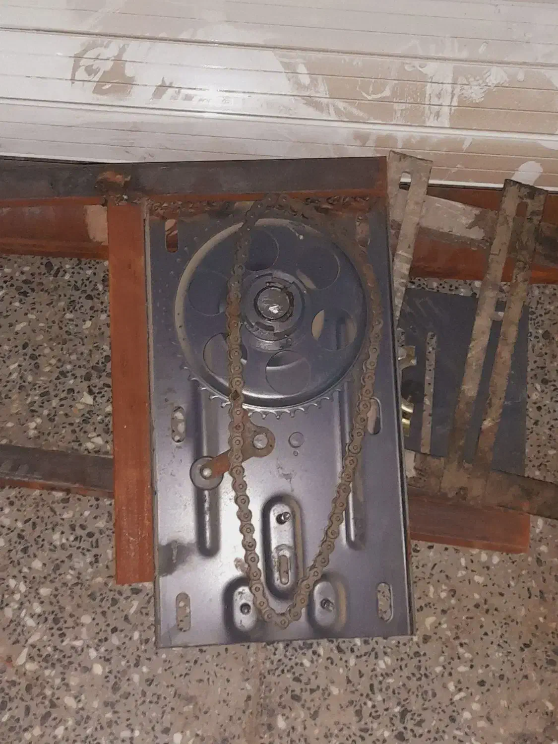 کرکره برقی|مصالح و تجهیزات ساختمان|قم, شهر قائم|دیوار