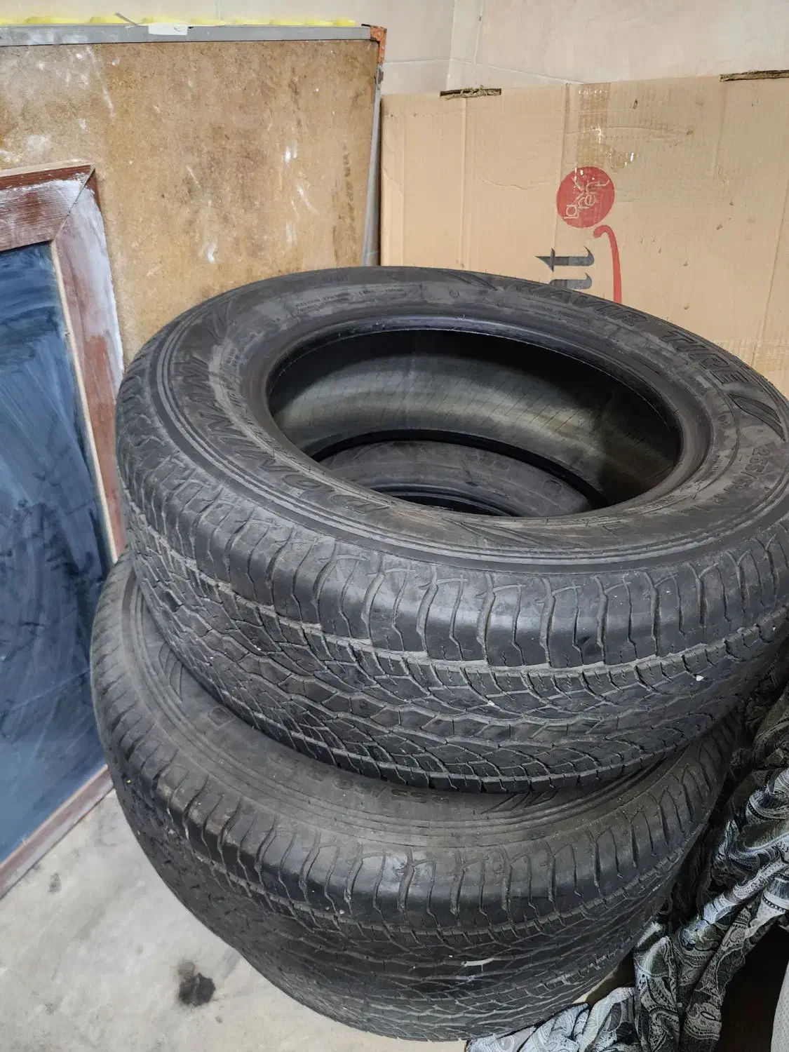 چهار حلقه لاستیک کی ام سی t8|قطعات یدکی و لوازم جانبی|پردیس, فاز ۴|دیوار