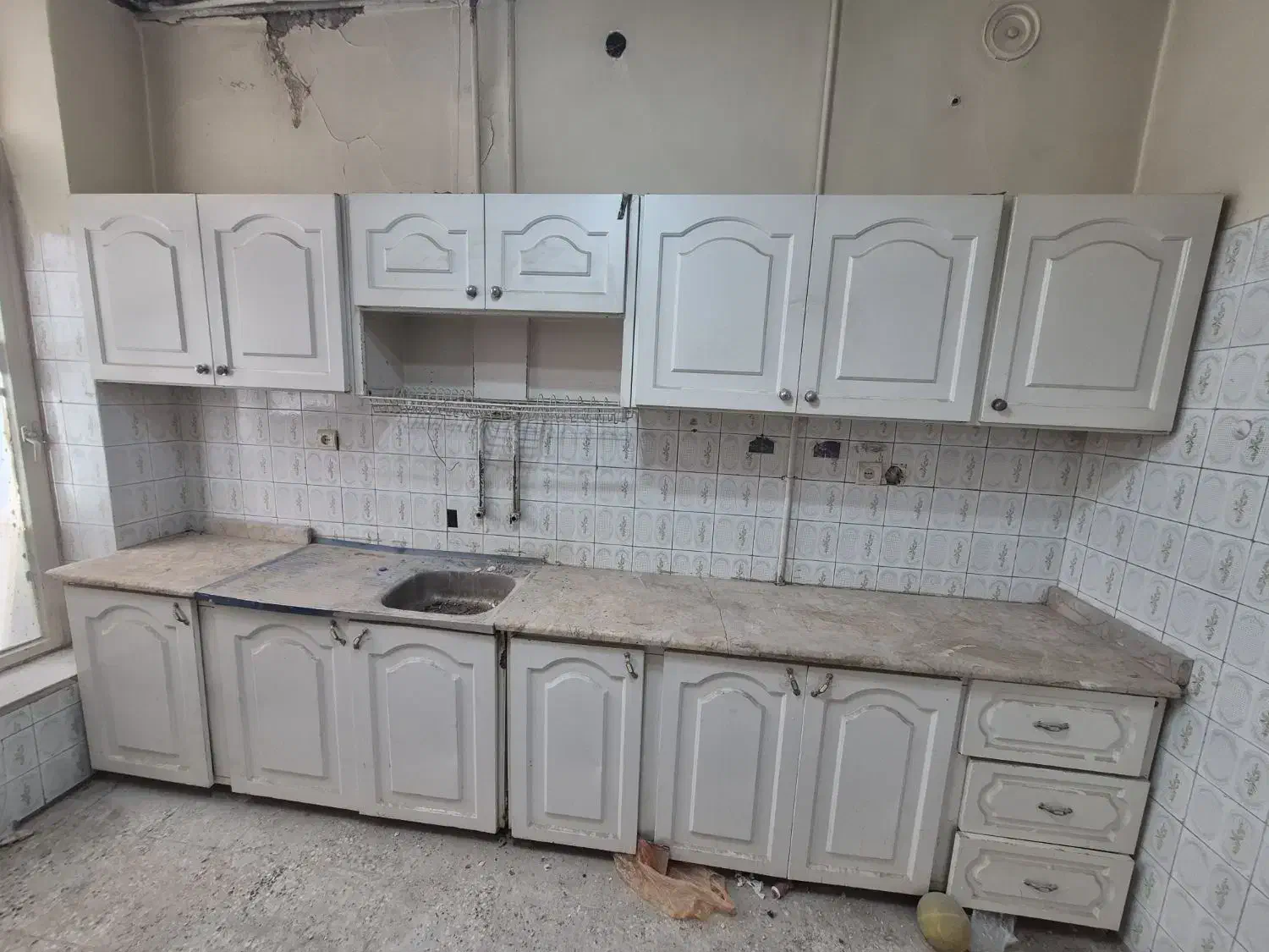 کابینت فلزی دست دوم|مصالح و تجهیزات ساختمان|مشهد, کوشش|دیوار