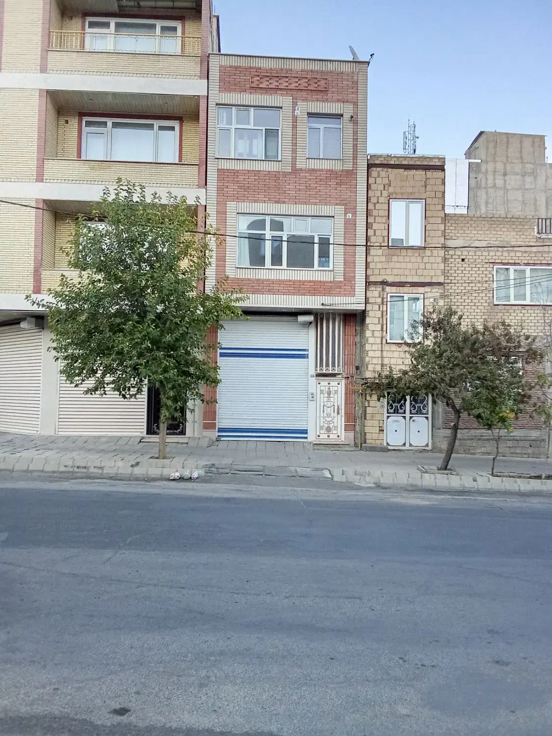 اجاره واحد مسکونی برروی خیابان فخررازی|اجارهٔ آپارتمان|سقز, |دیوار