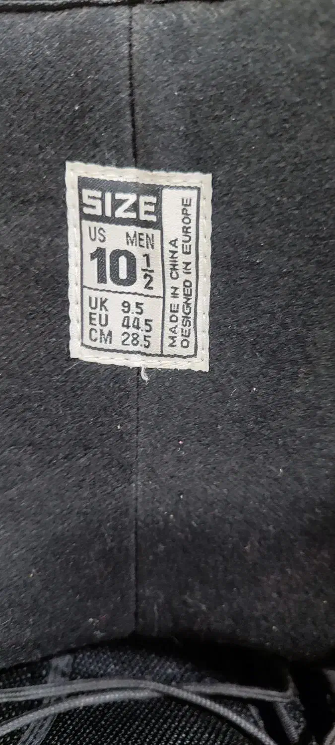 بوت اسکی رنگی امریکایی سایز ۴۴بین ۴۵|ورزشهای زمستانی|تهران, دزاشیب|دیوار