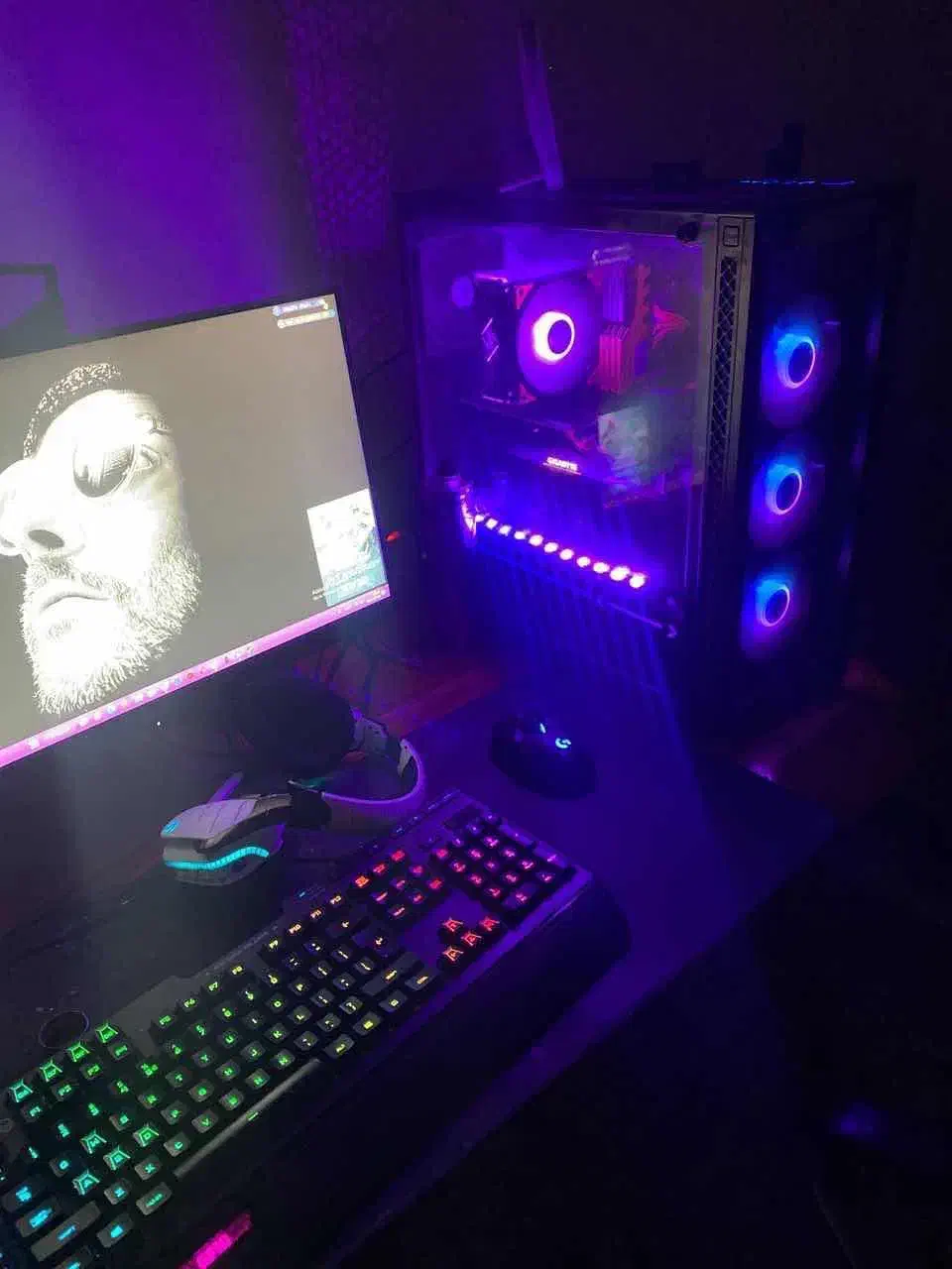 سیستم گیمینگ حرفه ای به همراه مانیتور RTX 3070|رایانه رومیزی|تهران, صد دستگاه|دیوار