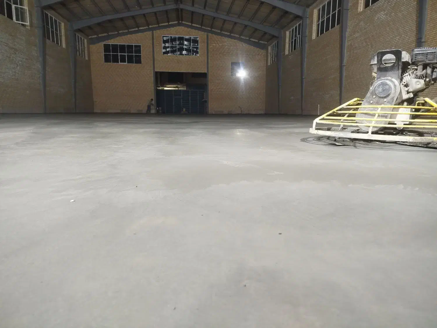 بتن ریزی ماله پروانه ای|خدمات پیشه و مهارت|صفادشت, |دیوار