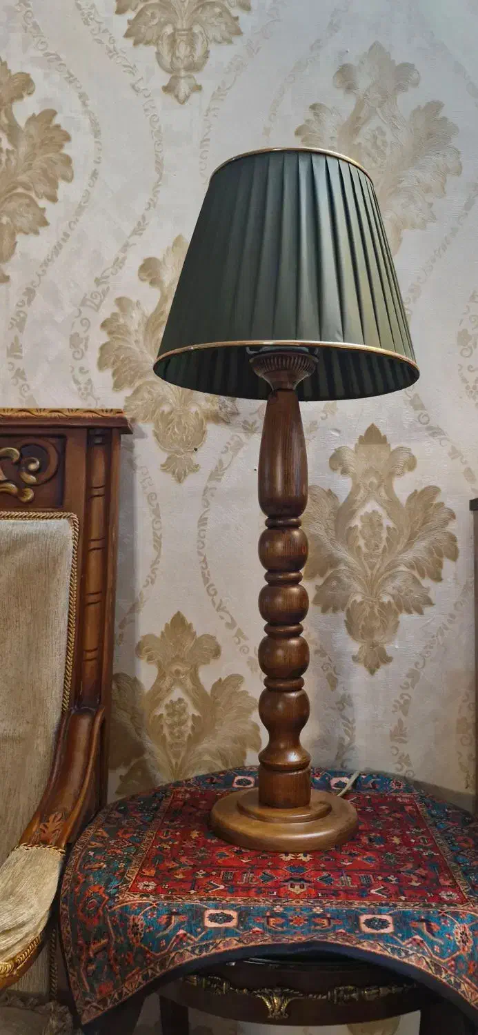 آباژور چوب گردو|چراغ خواب و آباژور|مشهد, هفت تیر (آب و برق)|دیوار