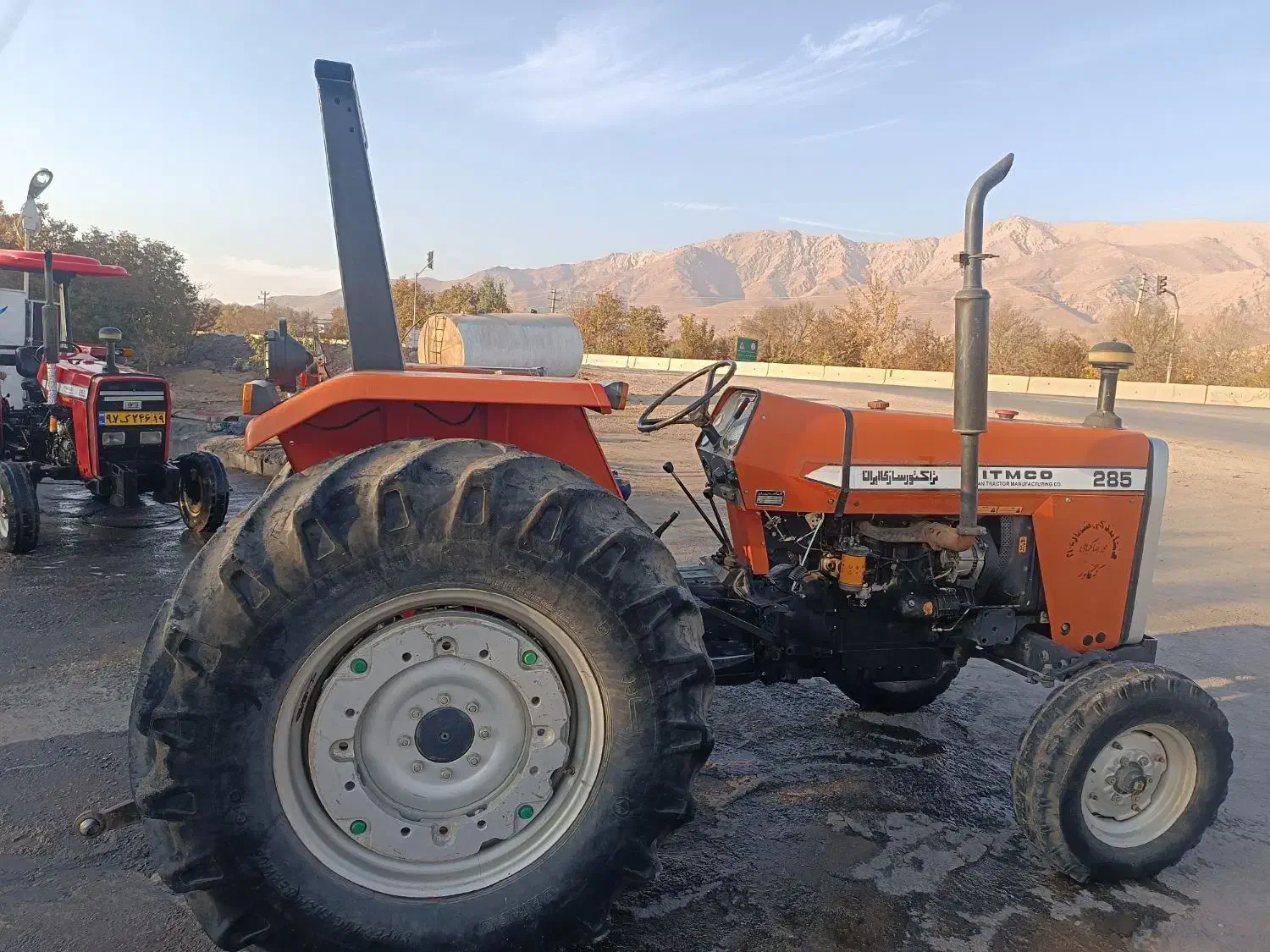 سلام تراکتور مدل 82تمام پلم|خودرو سنگین|نهاوند, |دیوار