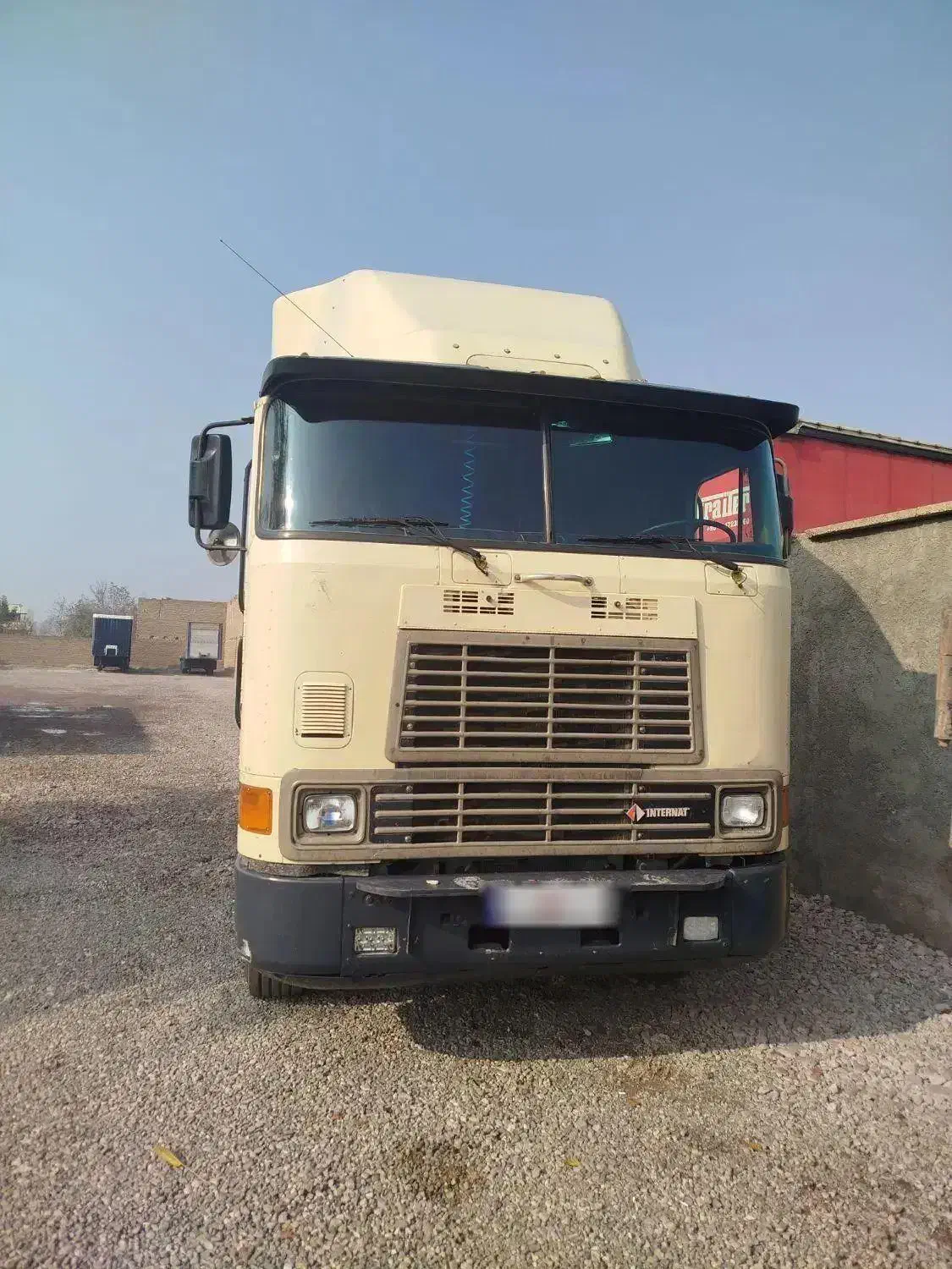 اینترناش مدل 68|خودرو سنگین|نوشین شهر, |دیوار