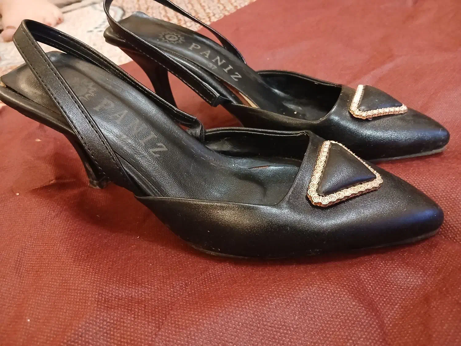 کفش|کیف، کفش، کمربند|اردبیل, |دیوار