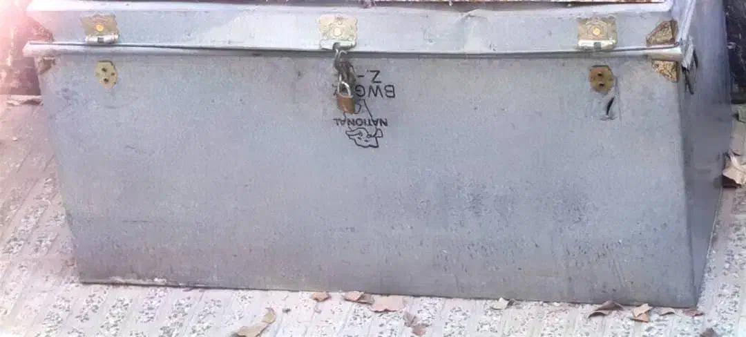 صندوق پلیتی|کلکسیون اشیاء عتیقه|شهرکرد, |دیوار