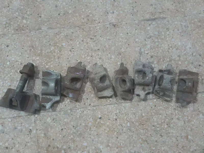 پیچ و لقمه و آچار چرخ بزرگ|قطعات یدکی و لوازم جانبی|اهواز, بیست متری شهرداری|دیوار