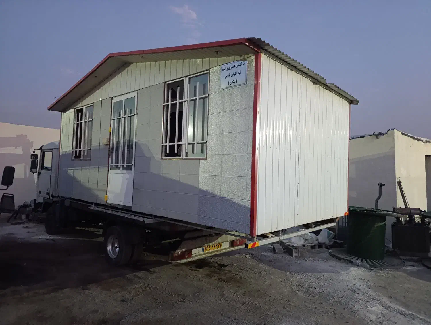 جرثقیل ۳تن ۵ تن و ۱۰تن بالابر و تریلی کفی|خدمات حمل و نقل|کرج, کمال‌شهر|دیوار