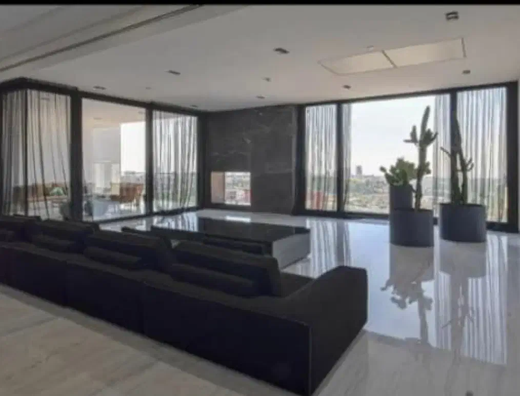 ۲۳۰مترفرمانیه/تکواحدی/۱۵مترتراس گاردن/سینمااختصاصی