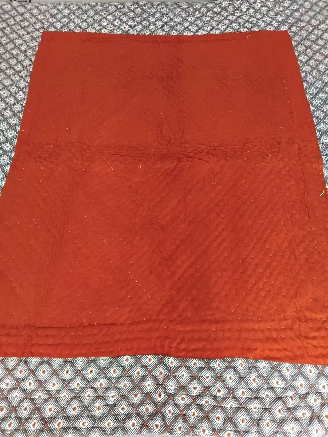 لحاف و نالی|رختخواب، بالش، پتو|کوهدشت, |دیوار