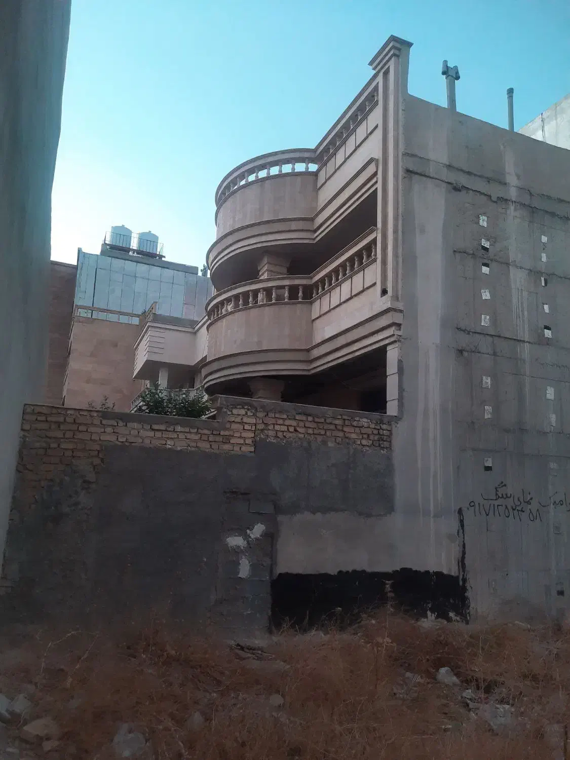 فروش منزل ویلایی دو طبقه اسکلت بتون کازرون پردیس|فروش خانه و ویلا|کازرون, |دیوار