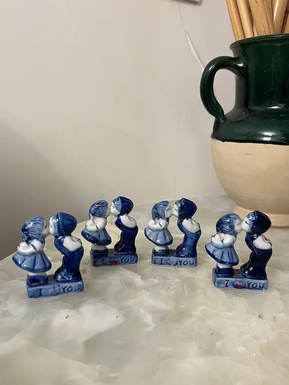 مجسمه چینی انتیک و قدیمی قلم ابی|کلکسیون اشیاء عتیقه|تهران, بهار|دیوار