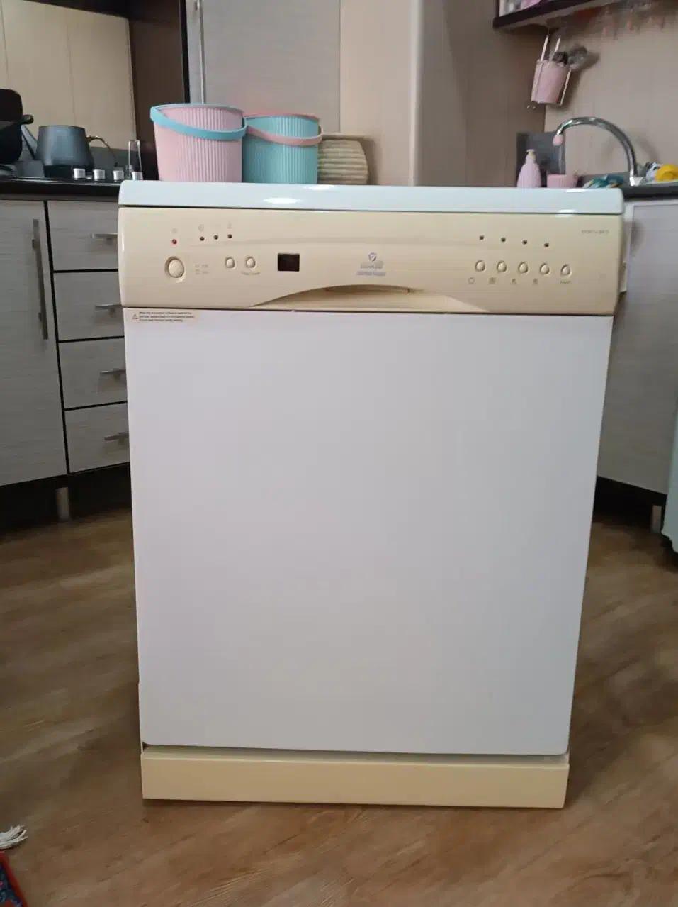 ماشین ظرفشویی|ماشین ظرفشویی|سنندج, |دیوار