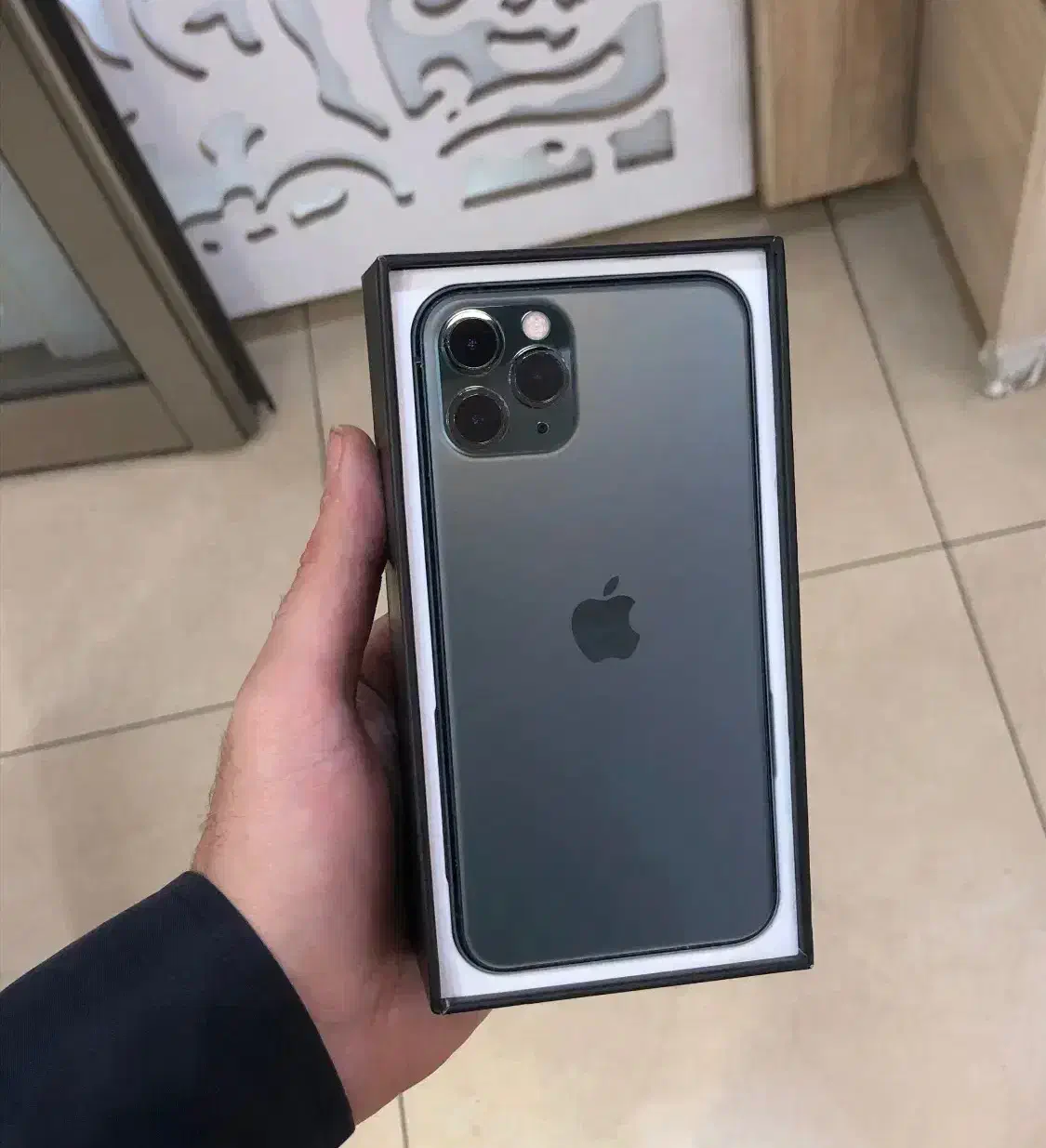 11pro|موبایل|مرند, |دیوار