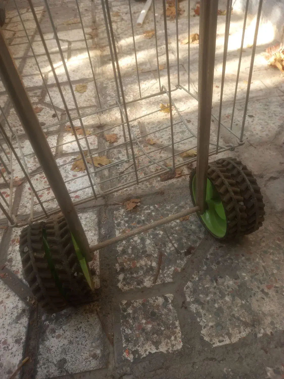 چرخ خرید|صنایع دستی و سایر لوازم تزئینی|اسلام‌شهر, شهرک قائمیه|دیوار