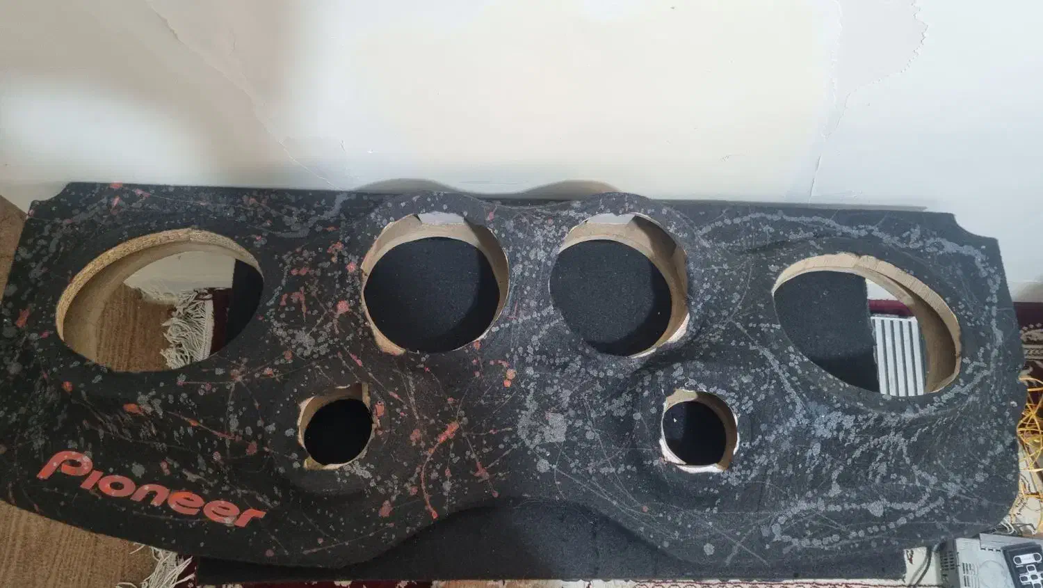 طاقچه ای 206و207|قطعات یدکی و لوازم جانبی|همدان, |دیوار