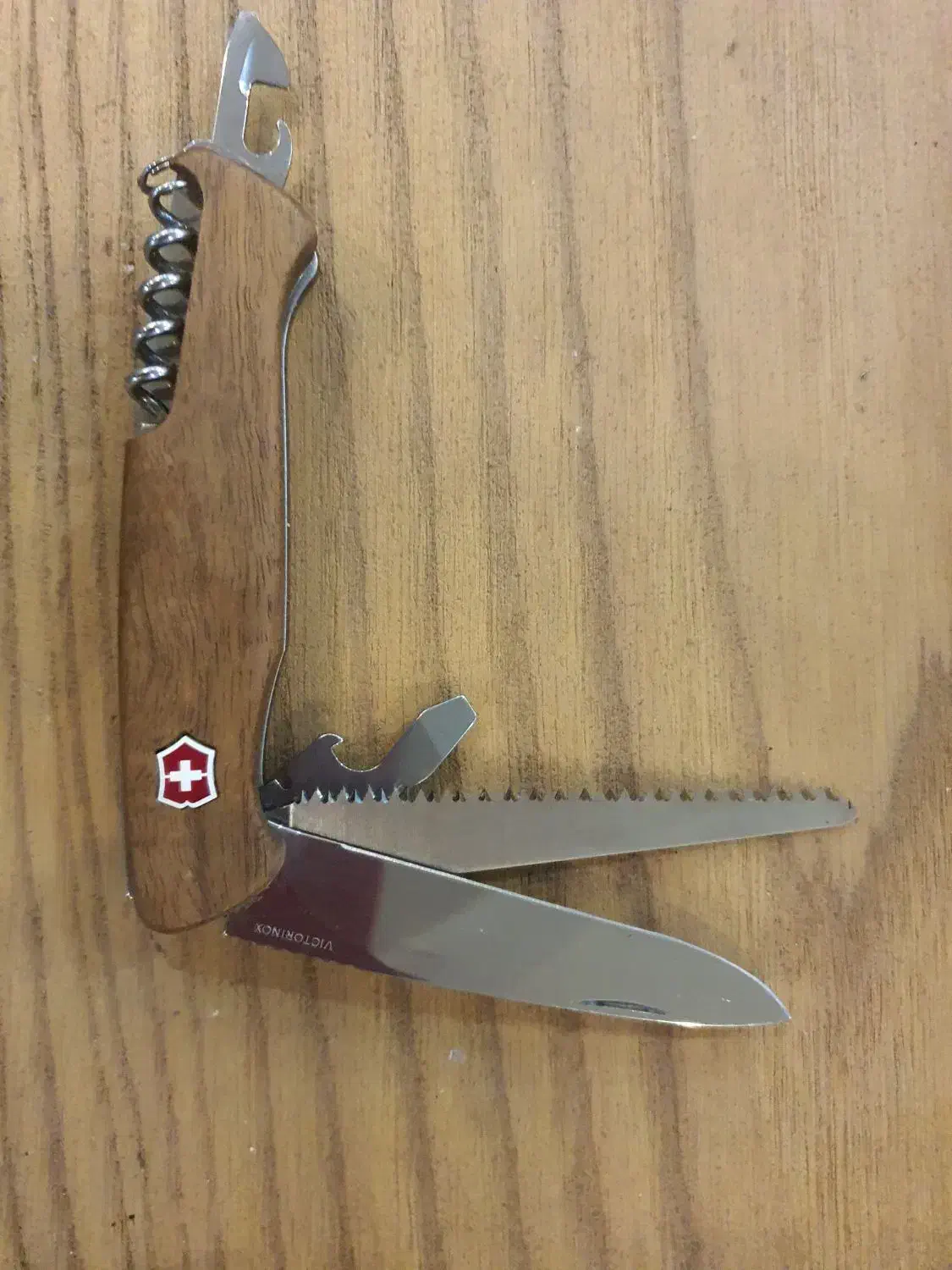 چاقو ویکتورینوکس اصل مدل رنجرز|کوهنوردی و کمپینگ|تهران, آسمان|دیوار