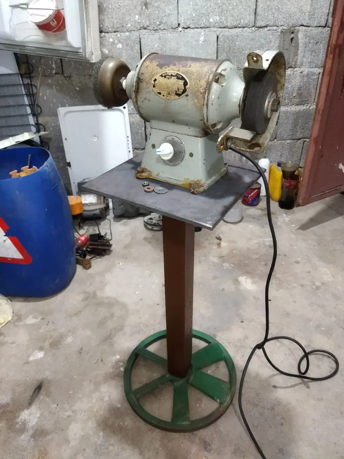 سنگ رومیزی با پایه|ماشین‌آلات صنعتی|گرمسار, |دیوار