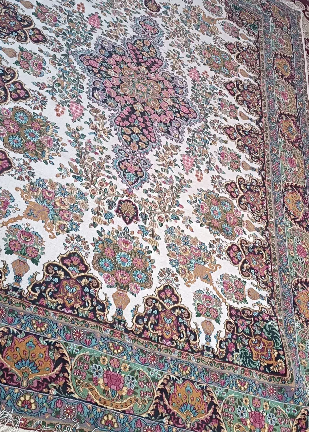 قالی ابریشم|فرش|کرمان, |دیوار