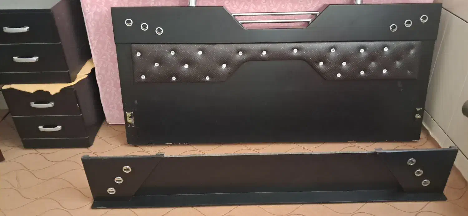 تخت خواب دونفره|تخت و سرویس خواب|بروجن, |دیوار