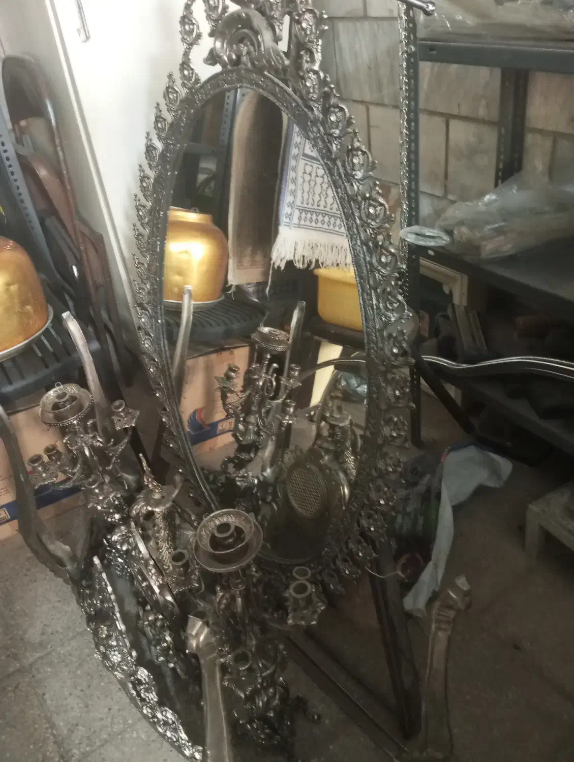 سمساری خرید بوفه برنجی. آینه. شمعدان برنجی|خدمات پیشه و مهارت|تهران, دکتر هوشیار|دیوار