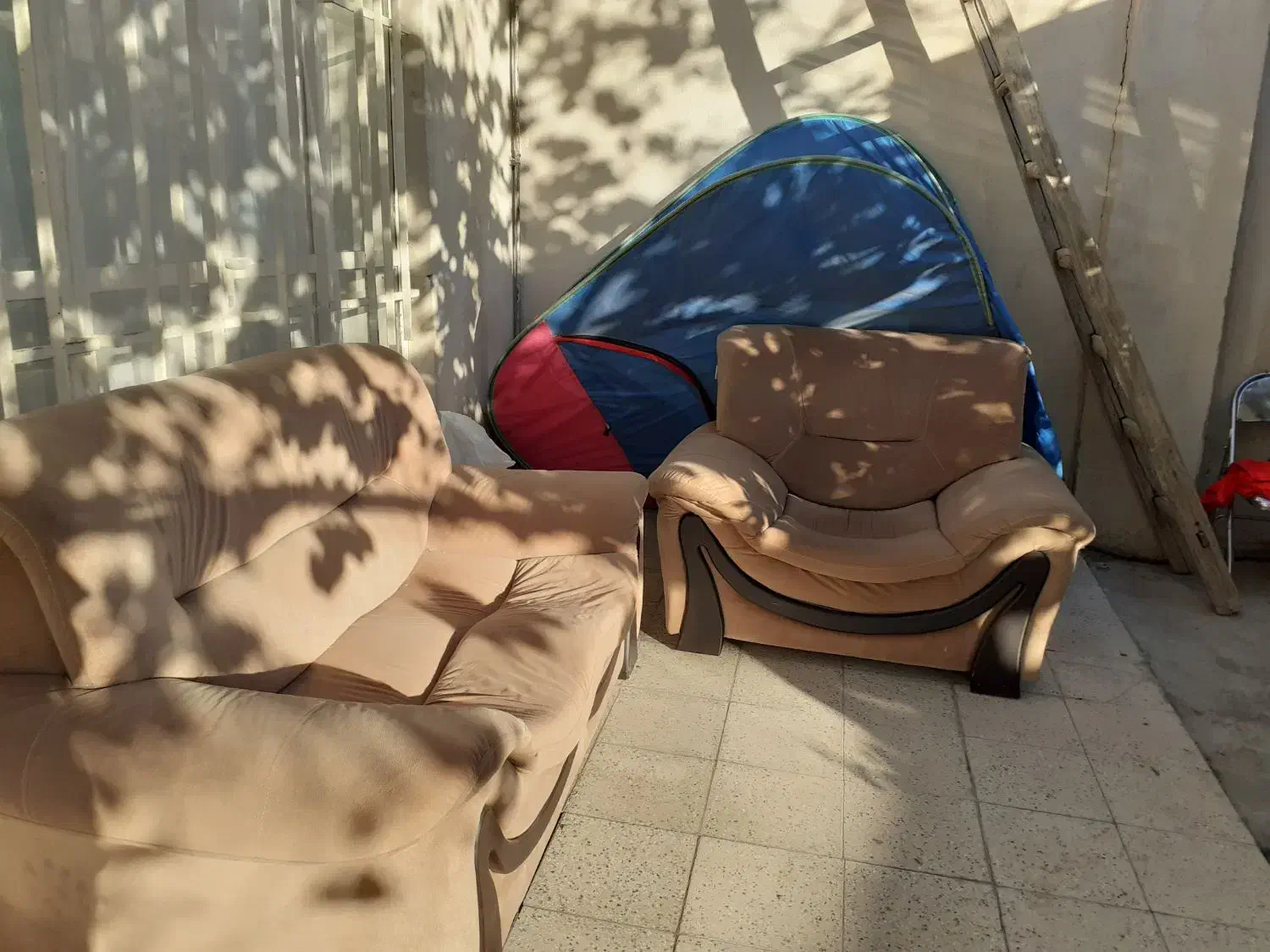 مبلمان راحتی ۷ نفره در حد نو بدون پارگی و لک و...|مبلمان خانگی و میز عسلی|ابهر, |دیوار