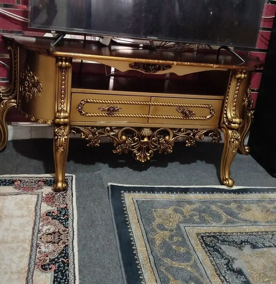 اینه کنسول و میز تلوزیون|بوفه، ویترین، کنسول|ارومیه, |دیوار