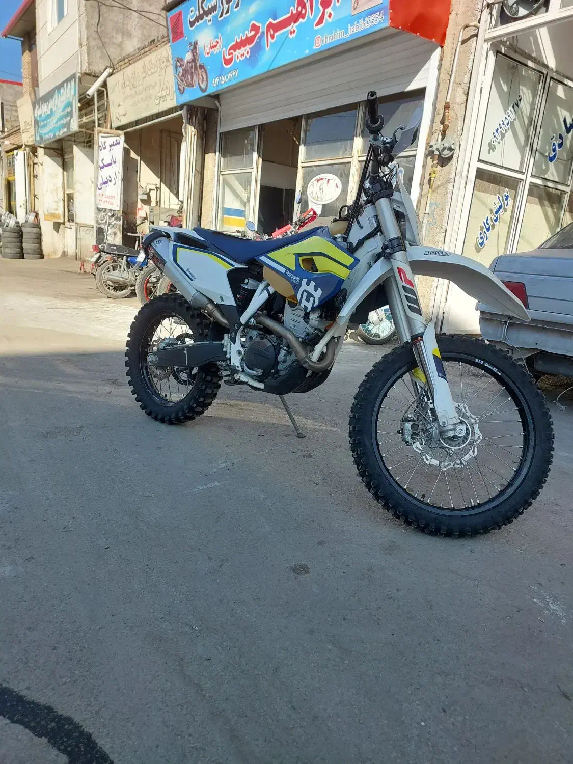 هاسکورانا ۲۵۰ پلاک ملی مدل ۲۰۱۶|موتورسیکلت|تهران, نعمت‌آباد|دیوار