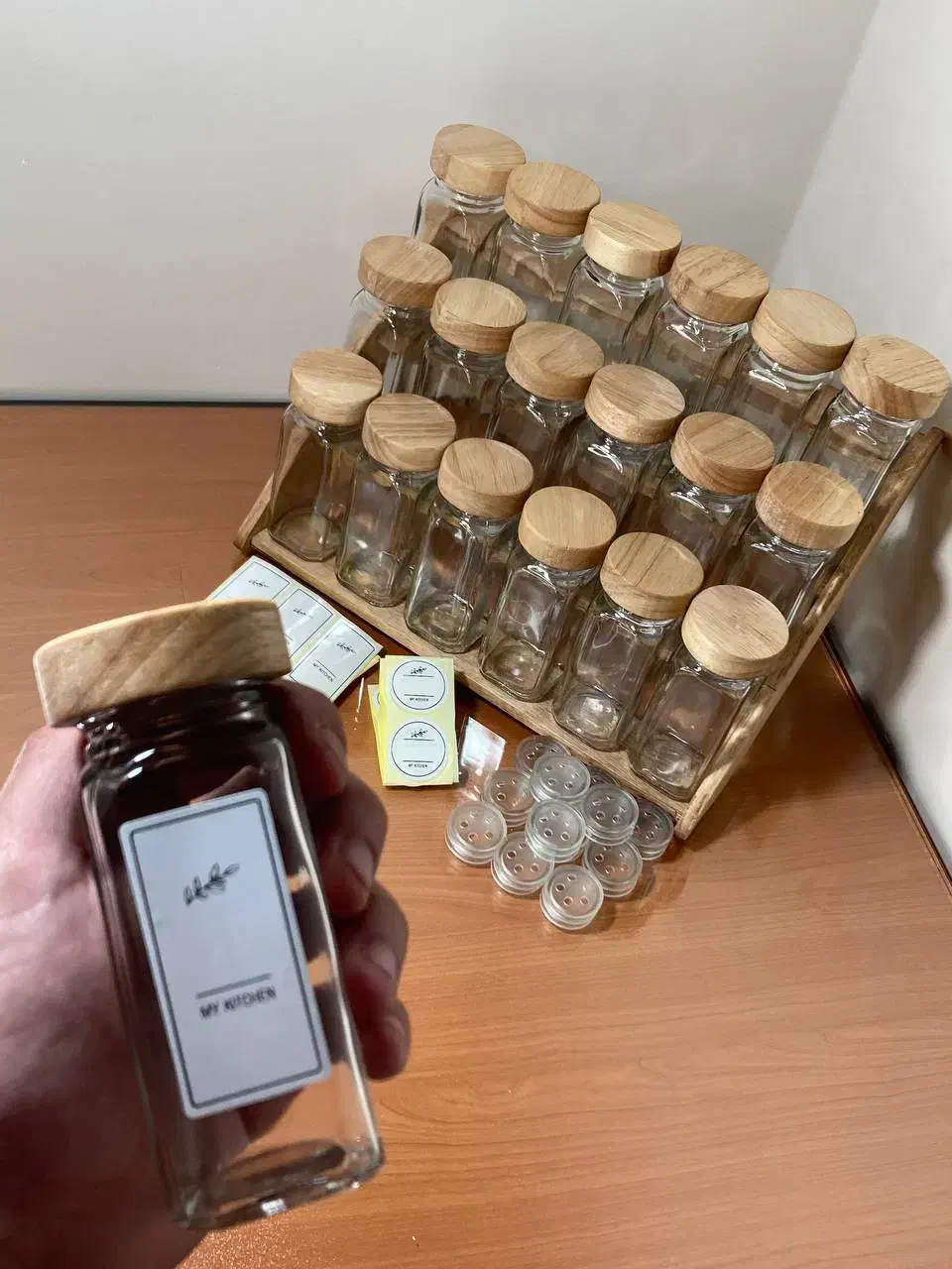 فروش عمده(همکاری)شیشه مکارتی با درب چوبی|عمدهفروشی|رباطکریم, شهرک صنعتی صباشهر|دیوار