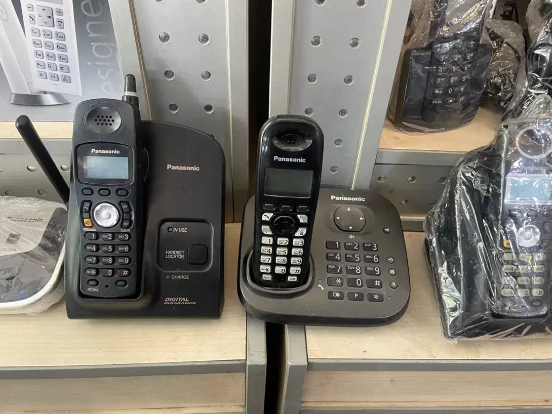 تلفن پایه بزرگ پاناسونیک بیسیم ژاپن فوق العاد تمیز|تلفن رومیزی|تهران, ایرانشهر|دیوار