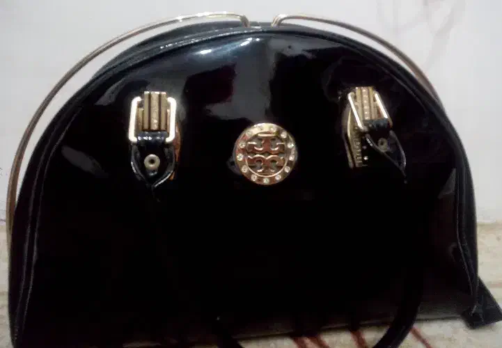 کیف مجلسی|کیف، کفش، کمربند|کاشمر, |دیوار