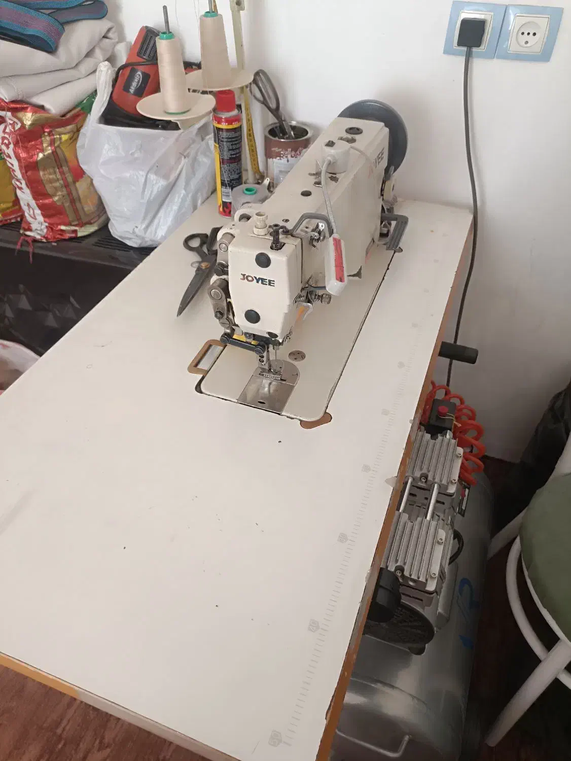 چرخ خیاطی|چرخ خیاطی و ریسندگی|خوی, |دیوار