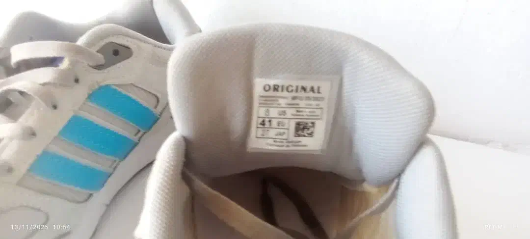 کفش ادیداس|کیف، کفش، کمربند|مشهد, شهید قربانی|دیوار