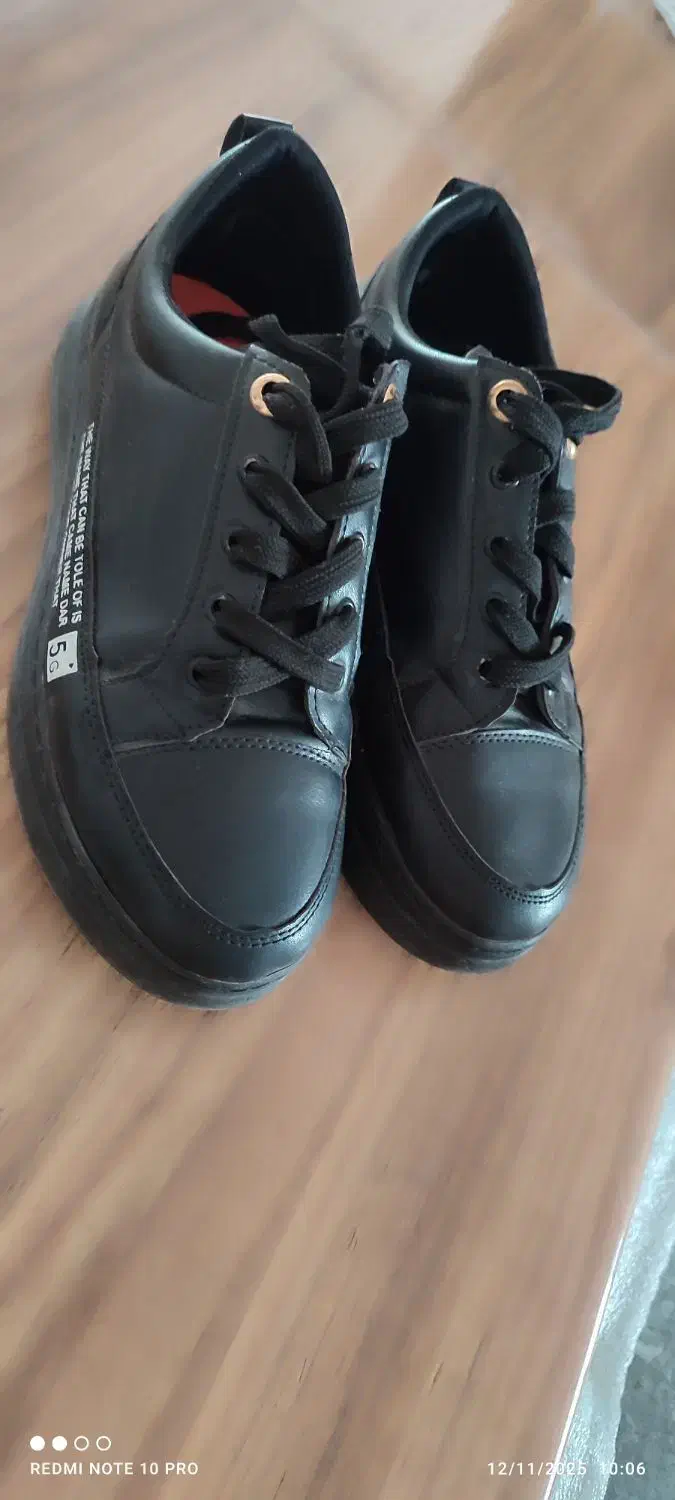 کتونی سایز39|کیف، کفش، کمربند|اشتهارد, |دیوار