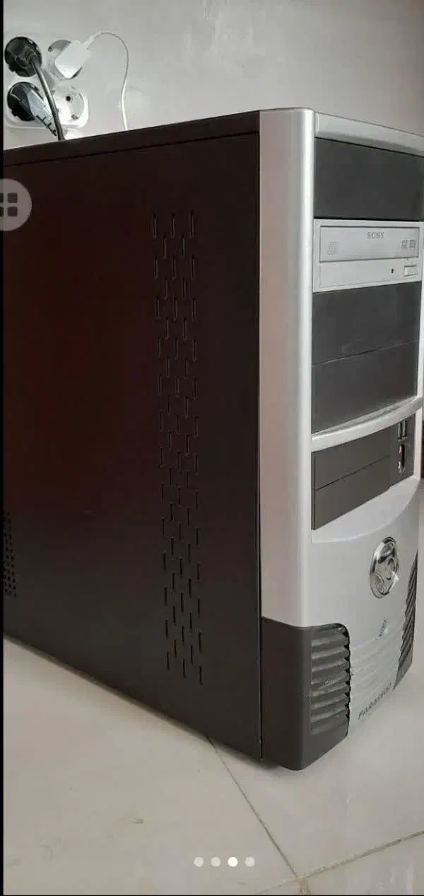 کامپیوتر خانگی|رایانه رومیزی|گلپایگان, |دیوار