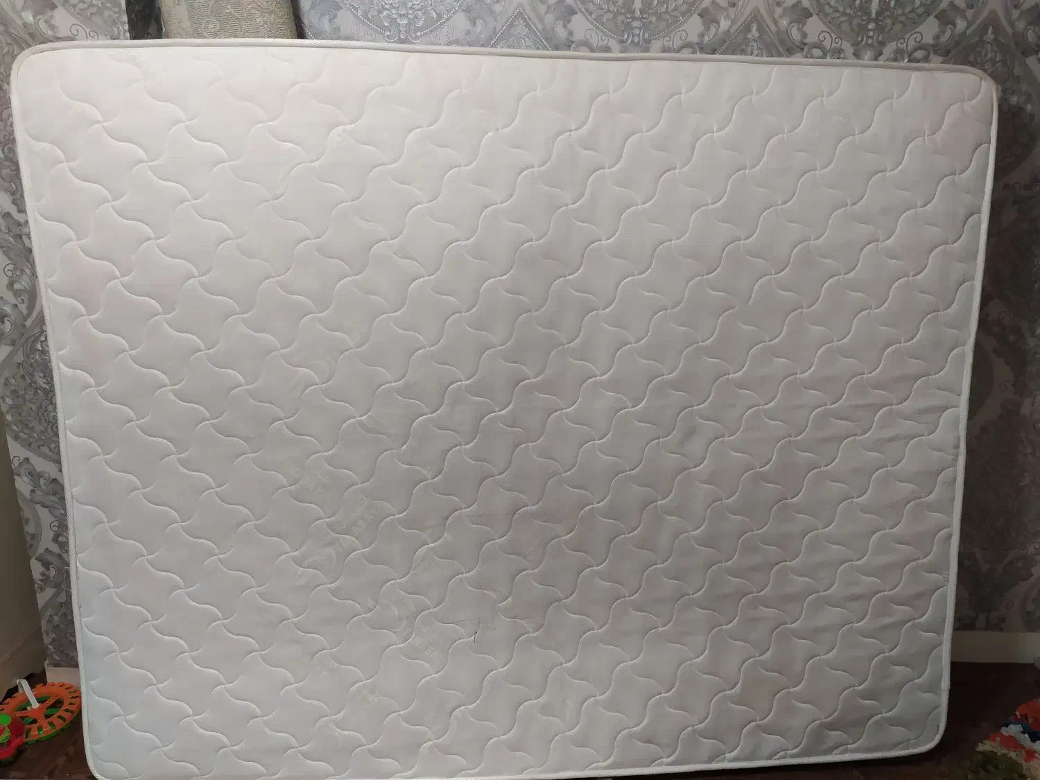 خوشخواب|تشک تختخواب|صدرا-فارس, فاز ۱|دیوار