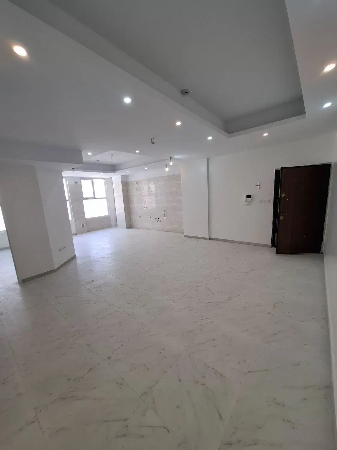 ۹۵ متر/ فول امکانات غرق نور/ ۱۰ متر پاسیو /طرشت|فروش آپارتمان|تهران, طرشت|دیوار