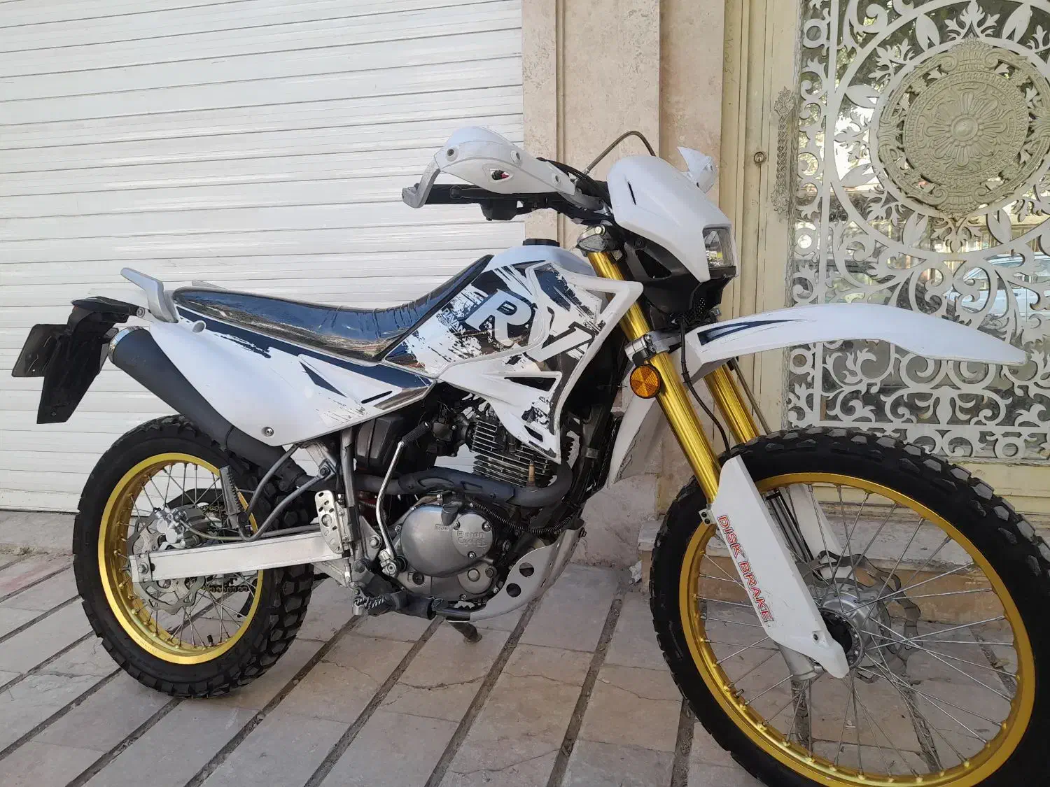 تریل روان مدل 1400|موتورسیکلت|مشهد, رده|دیوار