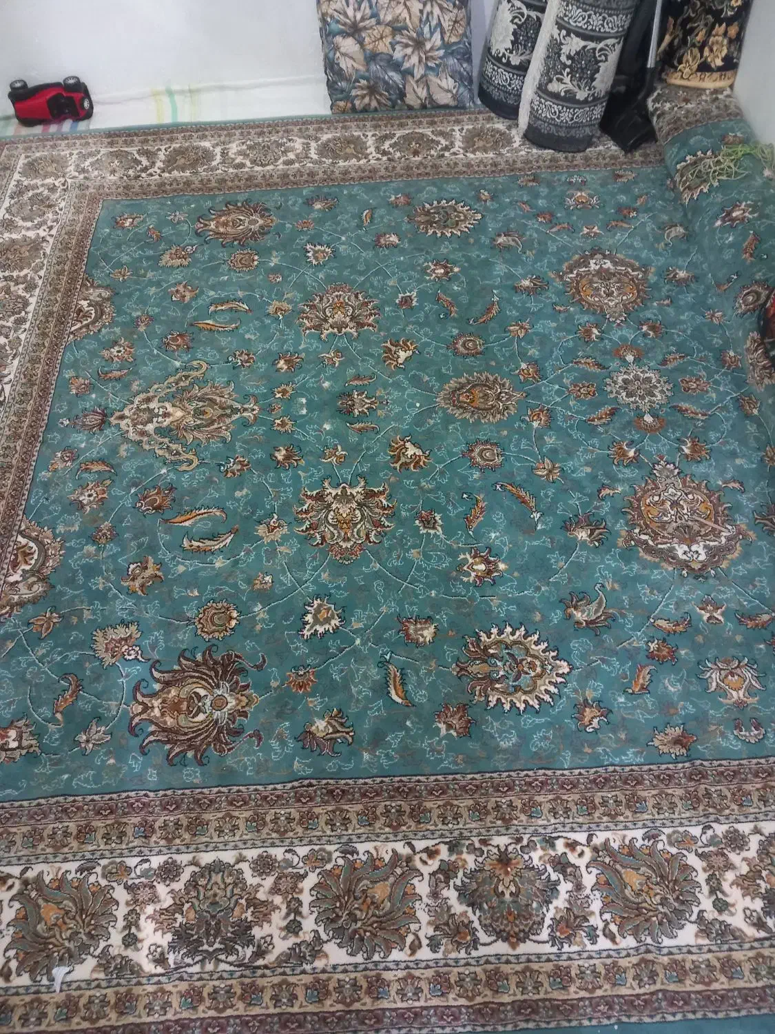 دو عدد فرش ۹ متری دو عدد گلیم دستباف|فرش|اقبالیه, |دیوار