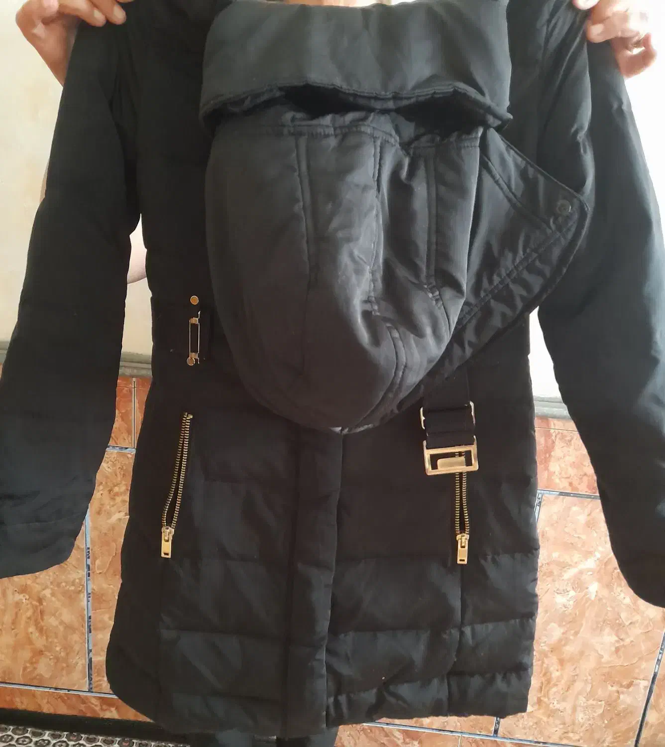 کاپشن مشکی|لباس|ایذه, |دیوار