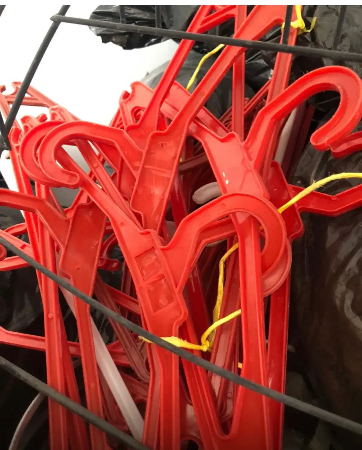 چوب لباسی پلاستیکی|بندرخت و رختآویز|مشهد, آیت الله کاشانی|دیوار